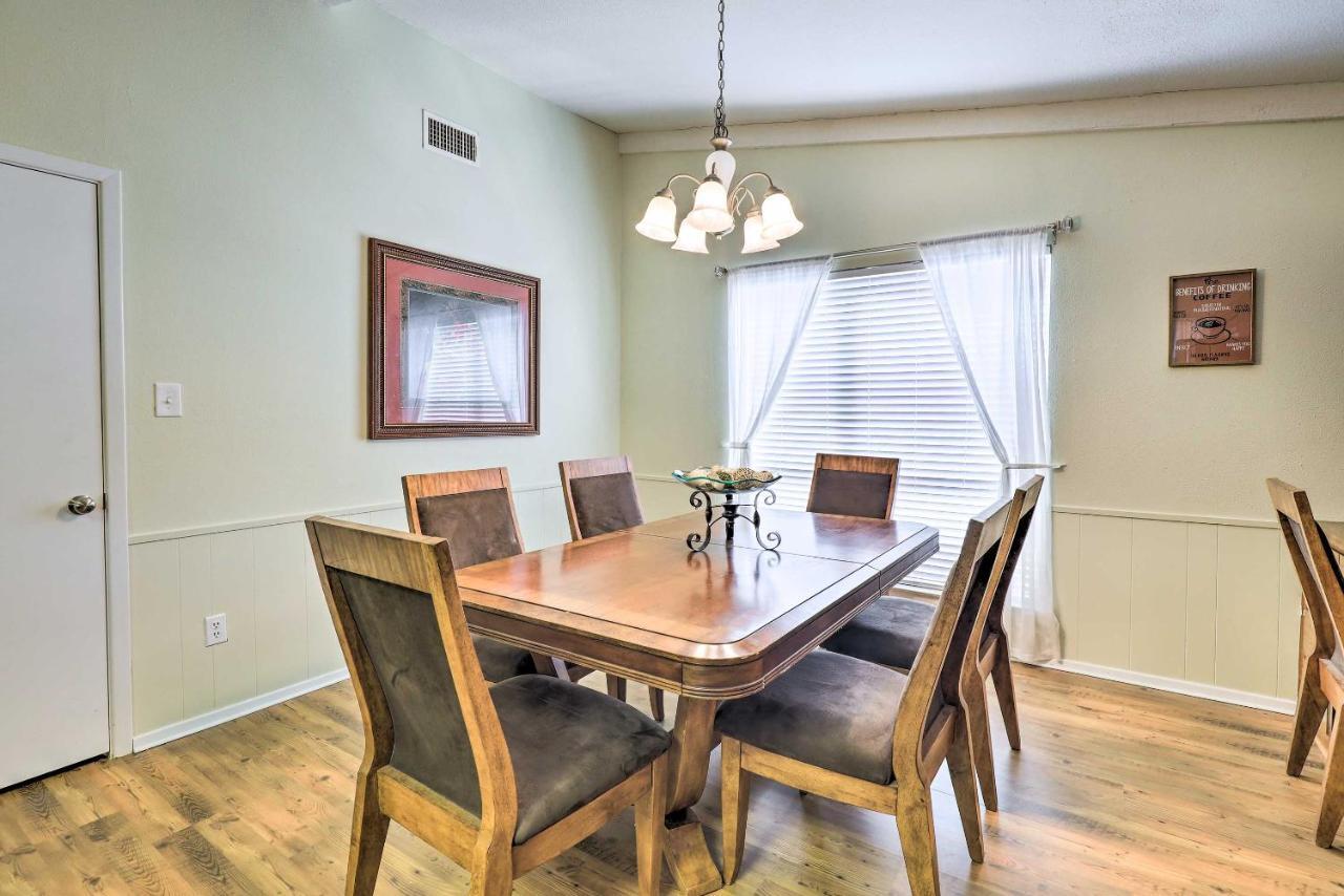 Granbury Getaway With Lake Views 2 Mi To Downtown! Exterior photo